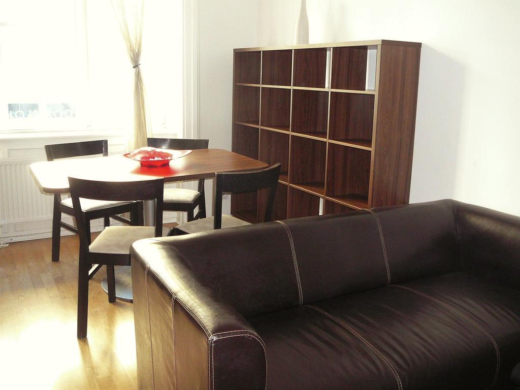 Lion Apartments Medena, Big Size, High Ceilings Bratislava Bagian luar foto