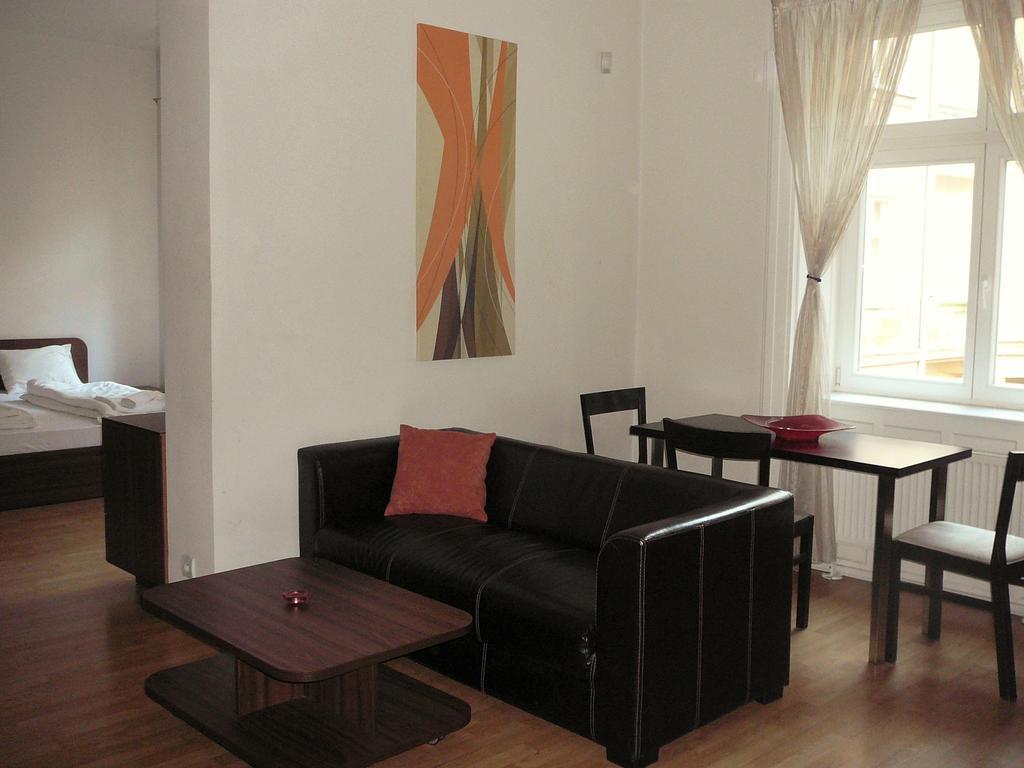 Lion Apartments Medena, Big Size, High Ceilings Bratislava Bagian luar foto